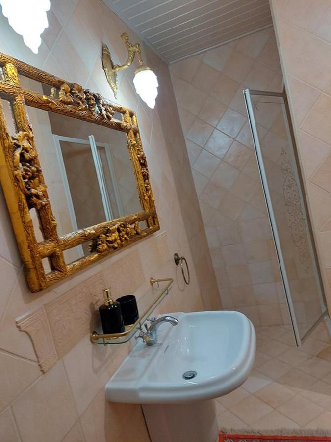 Gombos Apartman Apartment Hajduszoboszlo Bagian luar foto