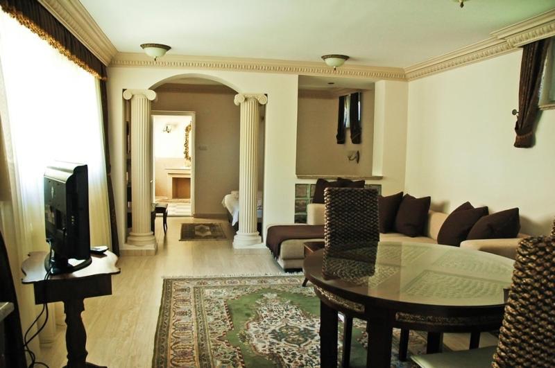 Gombos Apartman Apartment Hajduszoboszlo Ruang foto